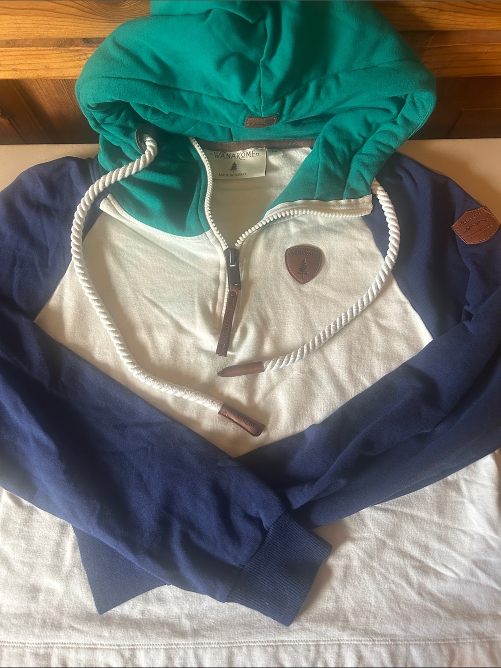 Wanakome Colorblock Hooded Pullover - Teal, White & Navy